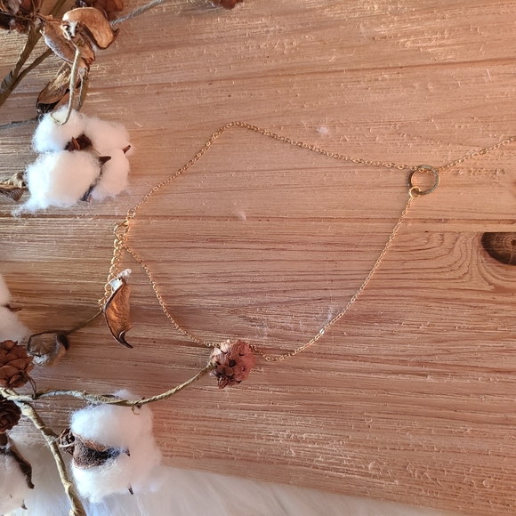 ✨️✨️NEW✨️✨️Gorgeous Star Necklace in GOLD - Picture 12 of 15